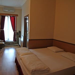 Standart İki Kişilik Oda